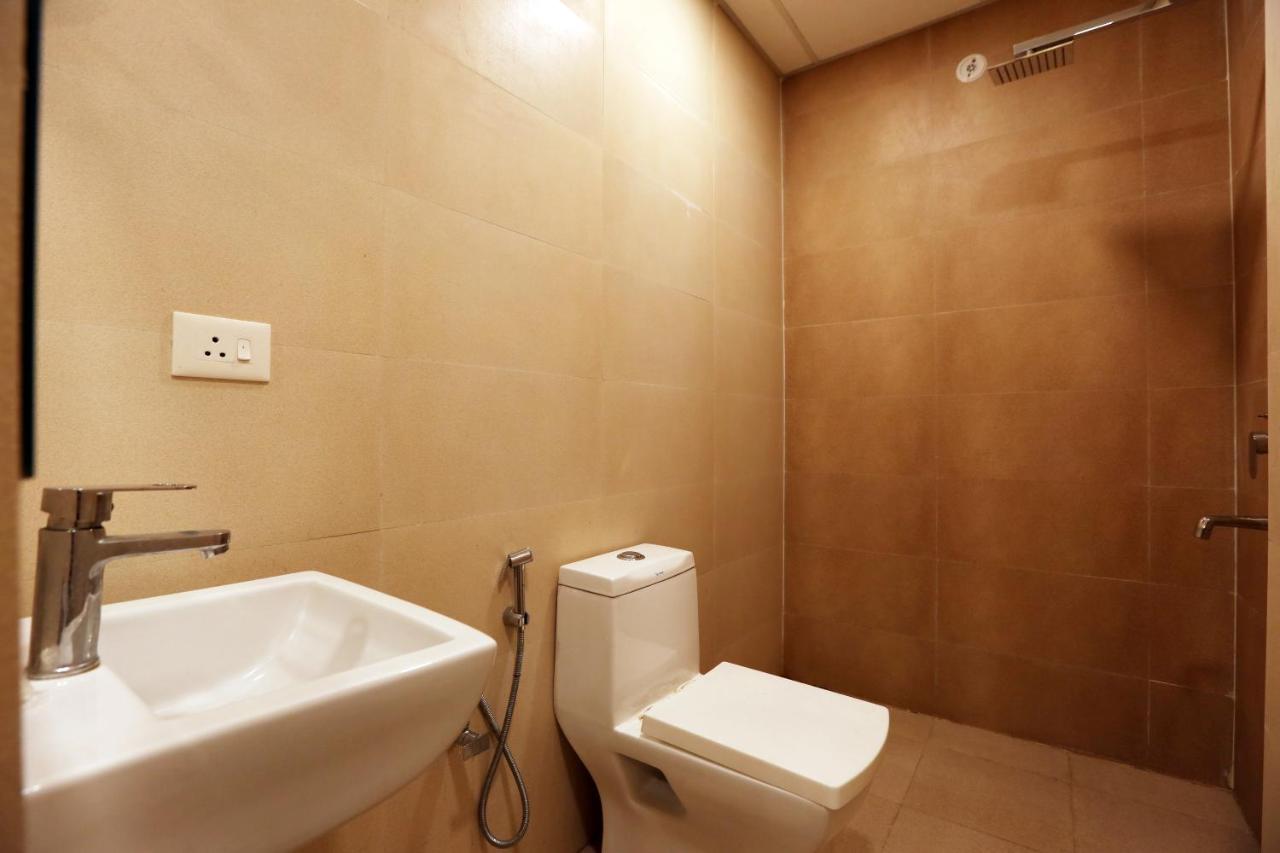 Hotel Ark Wood Нью-Дели Экстерьер фото