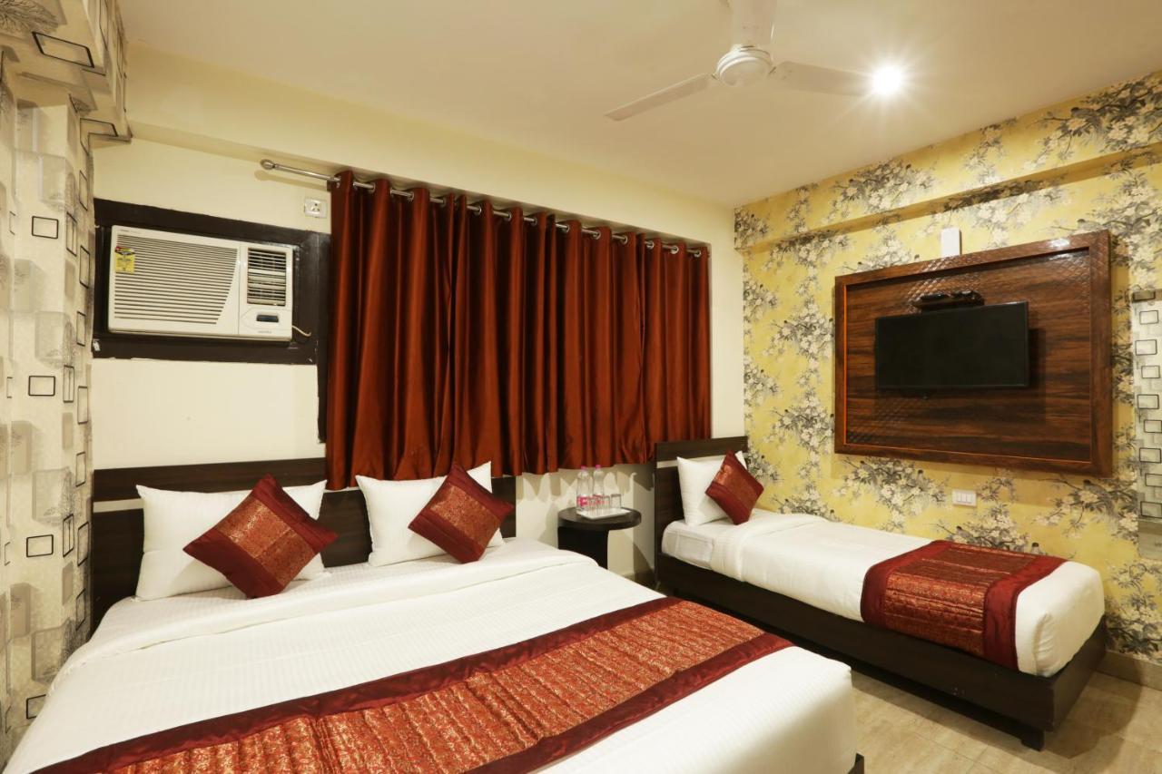 Hotel Ark Wood Нью-Дели Экстерьер фото
